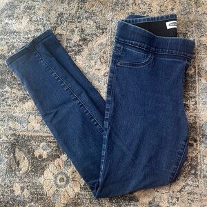 Old Navy Super Skinny Dark Wash Jeans Size 6